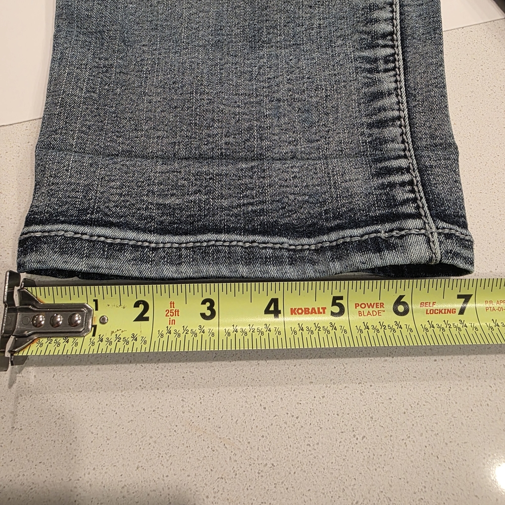 True Luxe Toronto Embellished Fleur De Lis Capri Jeans Women's 31 Blue Denim Y2K - Picture 14 of 16